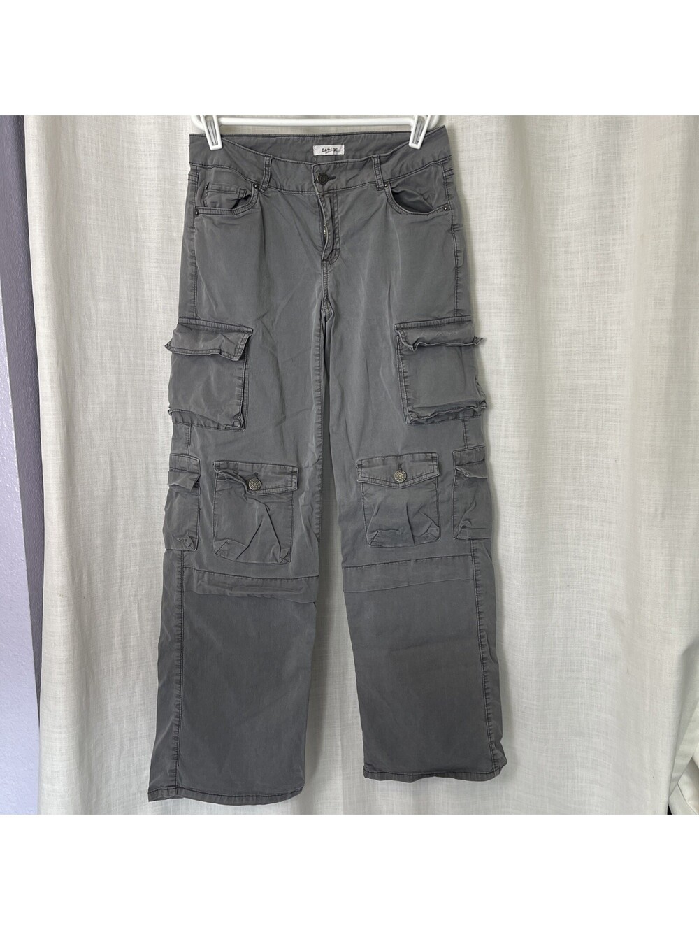 Garage Women’s Gray Cargo Pants Size 3